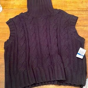 New York Sweater Vest Turtleneck NWT